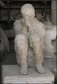 Durant la Deuxième Guerre punique, Pompéi n'est pas restée fidèle à Rome.