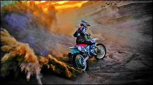 Comment sa petite-amie s'appelle-t-elle ?