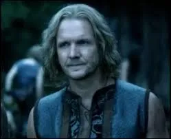 Mikael Mikaelson est le père de ...