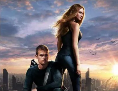 Dans quel film retrouve-t-on Tris une héroïne vivant dans un monde divisé en cinq factions, la sienne étant celle des "audacieux" ?