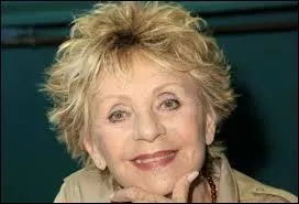 Essayez de trouver les paroles manquantes dans cet extrait d'une chanson d'Annie Cordy. "Je voudrais mettre une mini jupette/ Et un corsage &agrave; trou-trous/ Mais il para&icirc;t que pour faire ..../ &Ccedil;a ne se fait pas du tout"