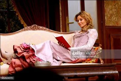 Quel est son rôle dans la pièce de théâtre "Hibernatus" ?