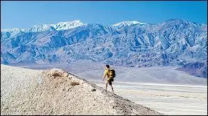 Bakersfield, la Vallée de la Mort et Mammoth Lakes ?