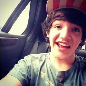 D'où vient Aaron Carpenter ?