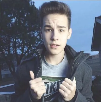 Quelle est la date de naissance de Jacob Whitesides ?