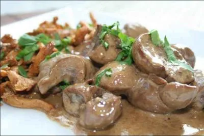 Quelle est cette délicieuse préparation cuisinée au madère ?