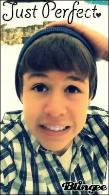 Comment s'appelle ce podcasteur ?