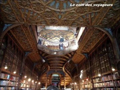 Quelle grande bibliothèque a influencé J.K. Rowling pour le bureau de Dumbledore et la librairie Fleury et Bott... ?