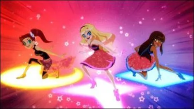 Qui est au micro dans le groupe ?