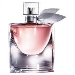 Quelle marque est à l'origine de l'eau de parfum : 'La vie est belle' ?
