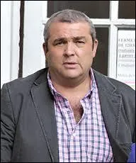 Comment s'appelle le père de Clem ?