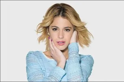Dans la saison 3, une des nouvelles chansons de Violetta s'appelle...