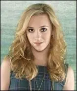 Qui interprète Julie Mayer ?