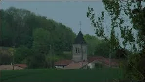 Village de Champagne-Ardenne, Troisfontaines-la-Ville se situe dans le département ...