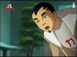 Dans la saison 3, contre quelle équipe voit-on Thran sur tous les ballons, ce qui permet aux Snow Kids de remporter le match 4-1 ?