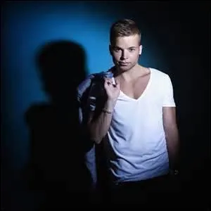 Comment appelle-t-on les fans de ce beau gosse : Ma2x ?