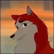 Que porte Jenna autour du cou ?