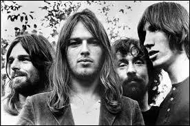 Lequel de ces groupes est l'auteur de la chanson nommée "Stop" ?