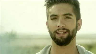 Comment s'appelle son premier album ?