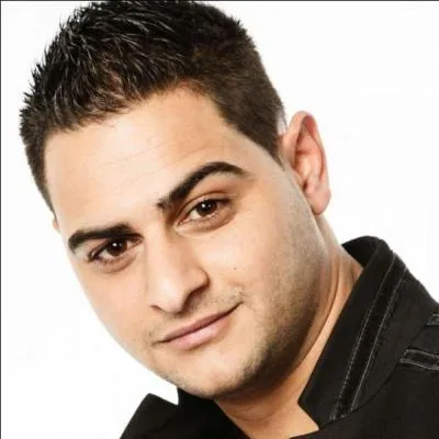 Quel est le nom de son cousin qui s'est récemment fait repéré dans The Voice Belgique ?