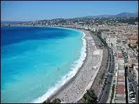 Dans quelle partie de la France trouve-t-on la baie des Anges ?