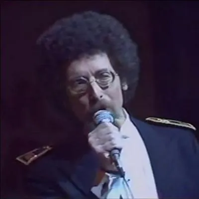 En 1981, Jean Schultheis nous chante "Confidence pour confidence".