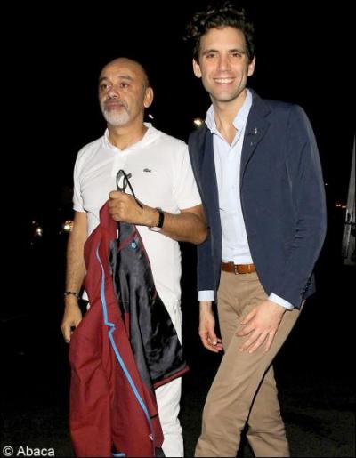 Avec quel célèbre créateur collabore-t-il ?