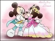 Comment s'appelle la femme de Mickey ?