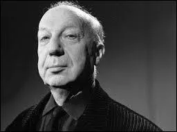 Cette photo est celle d'Alfred Hitchcock.