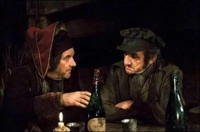 Dans la version des Misérables de Robert Hossein, Lino Ventura tient le rôle de Jean Valjean, mais lequel de ces Paul, incarne Fauchelevent ?