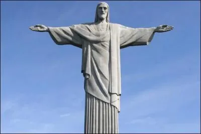Quel est ce monument représentant Jésus Christ à Rio De Janeiro ?