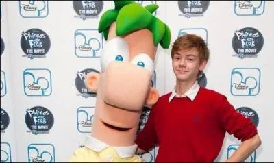 A qui prête-t-il sa voix ?