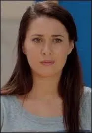 Comment s'appelle la petite amie de Zac ?