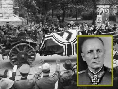 Soupçonné de complicité avec les responsables de l'attentat du 20 juillet, en octobre, alors en convalescence, Erwin Rommel reçoit l'ordre de se suicider, en échange de la préservation de son honneur et du respect de sa famille. De quelle façon s'est-il "donné" la mort ?