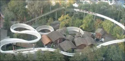 Quelle est cette attraction ?