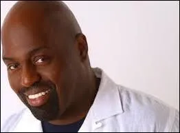 N&eacute; le 18 janvier 1955 et mort le 31 mars 2014, voici le "parrain de la house music". Il s'agit de :