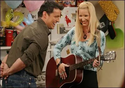 Quels sont les faux noms de Phoebe et Joey ?