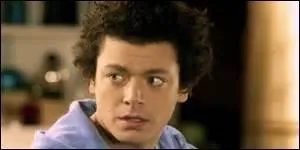 Sur quoi Adam est-il le plus maniaque ?