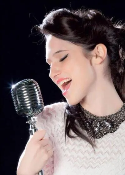 De quelle couleur sont ses yeux ?