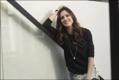 À qui donne-t-elle des cours d'italien ?