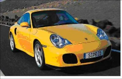  qui appartient cette voiture?