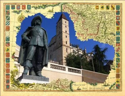 Par son histoire, et ce qu'elle est encore aujourd'hui, cette ville est la métropole administrative de la Gascogne...