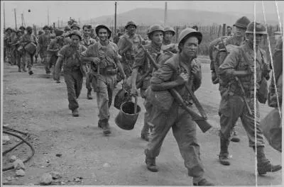 Le débarquement en Provence (15 août 1944) porte deux noms de code. Pouvez-vous donner ces deux noms de code et ceci dans le bon ordre ?