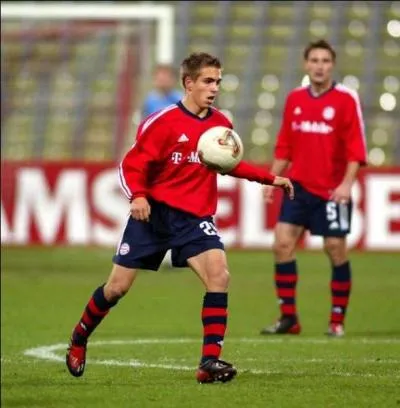 Quel a été son premier numéro de maillot au FC Bayern Munich ?