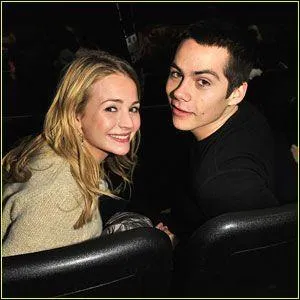 Où a-t'il rencontré Britt Robertson ?