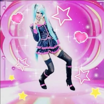 Et un peu de rose. De quelle chanson s'inspire ce cosplay ?