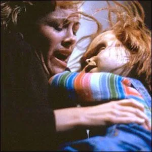 Comment sait-elle que Chucky est vivant ?