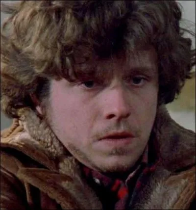 Comment s'appelle le partenaire de Charles Lee Ray, qui l'abandonna au début du film ?