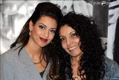 Comment s'appelle sa mère ?