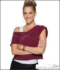 Nouvelle professeur de danse du Studio On beat après le renvoi de Gregorio. Nièce d'Antonio. Elle n'apprécie pas Angie. Plus tard, elle aura une relation amoureuse avec Pablo, ce qui rendra un peu jalouse Angie. Qui est-elle ?